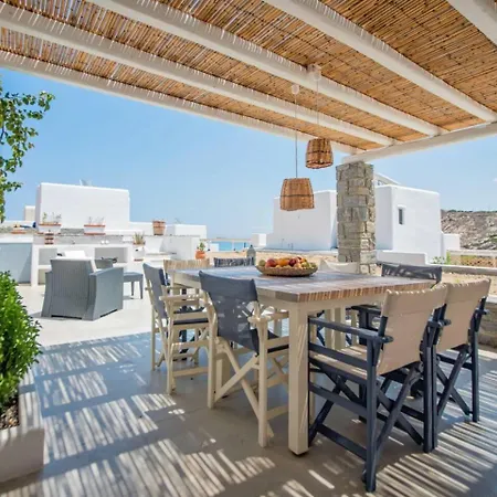 Luna Bianca, Private With Pool & Jacuzzi, Stelida Naxos Holiday home