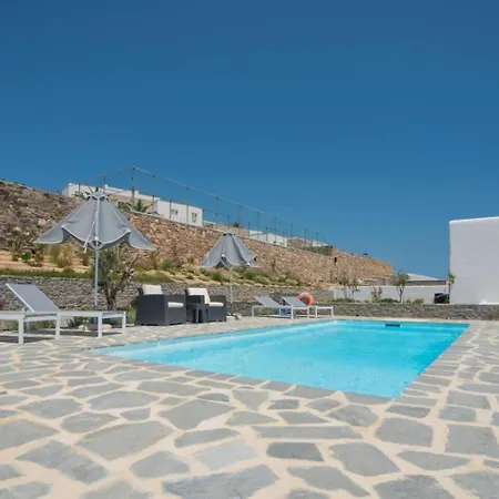 Luna Bianca, Private With Pool & Jacuzzi, Stelida Naxos Holiday home *