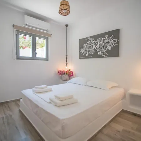 Holiday home Luna Bianca, Private With Pool & Jacuzzi, Stelida Naxos Stelida (Naxos)