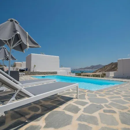 Luna Bianca, Private With Pool & Jacuzzi, Stelida Naxos Holiday home